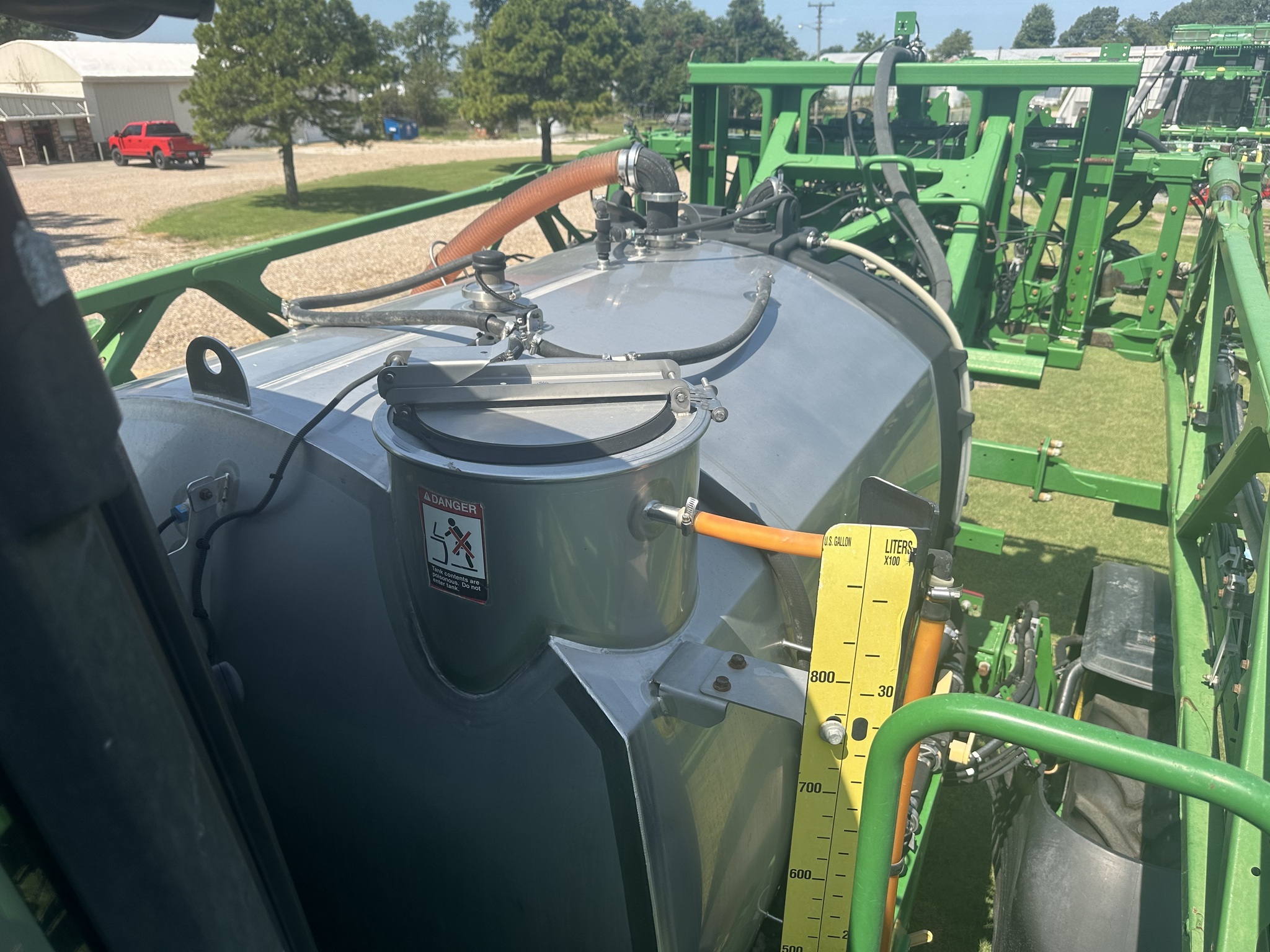 2015 John Deere R4030 Self-Propelled Sprayer