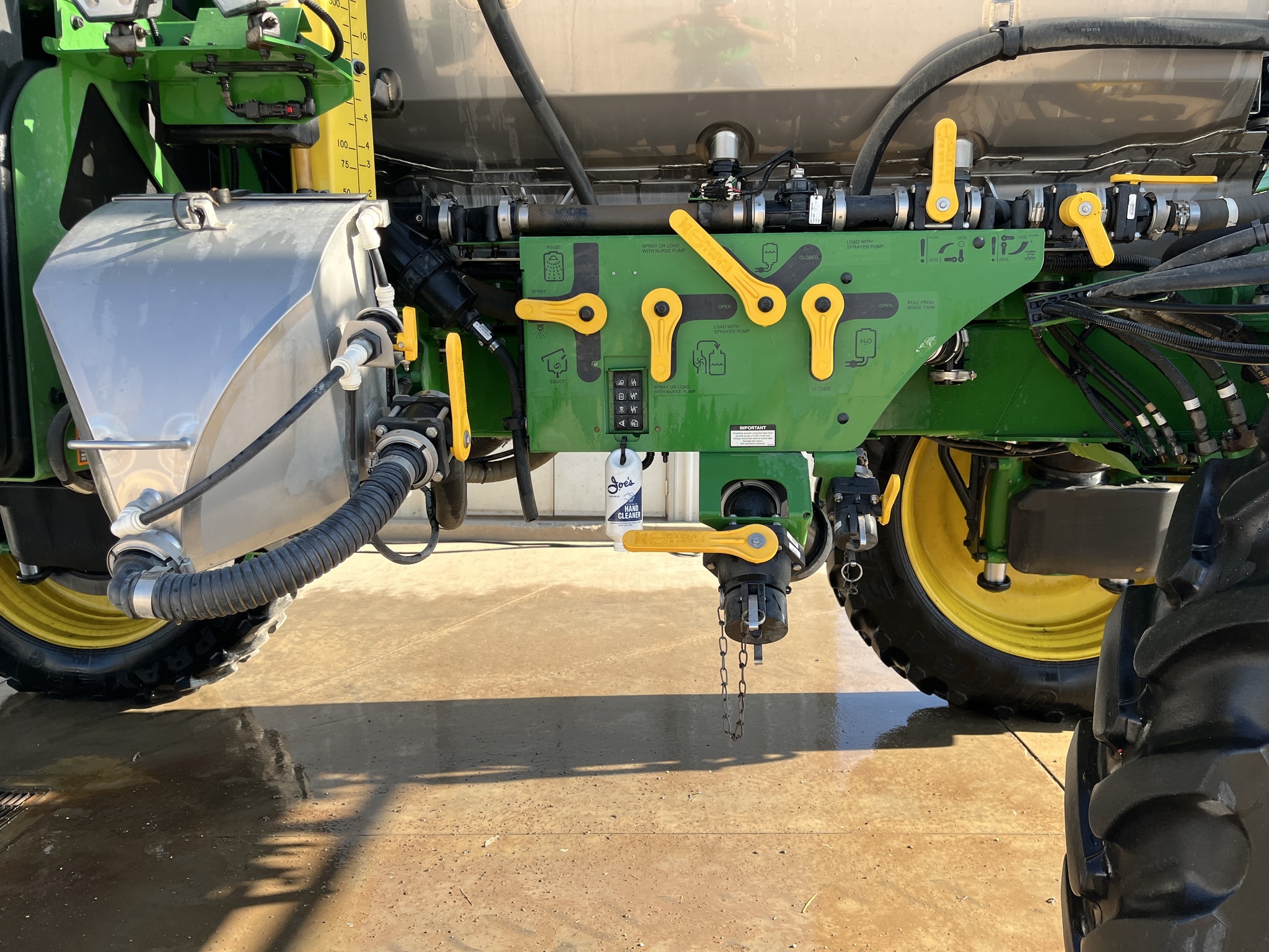 2023 John Deere 612R Self-Propelled Sprayer