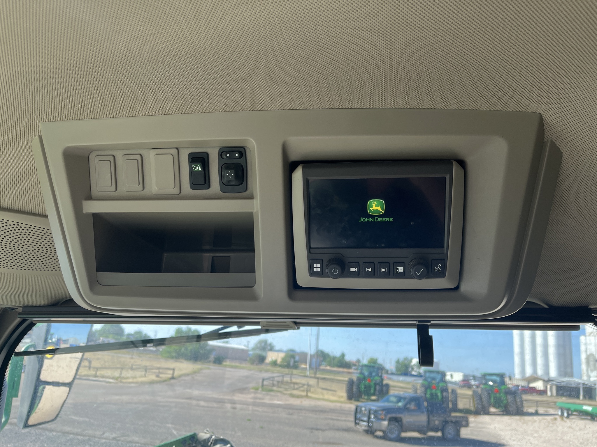 2023 John Deere 612R Self-Propelled Sprayer
