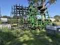 2012 John Deere 2210 Field Cultivator