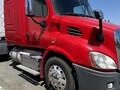 2019 Freightliner CASCADIA 116 Semi Trucks/Trailer