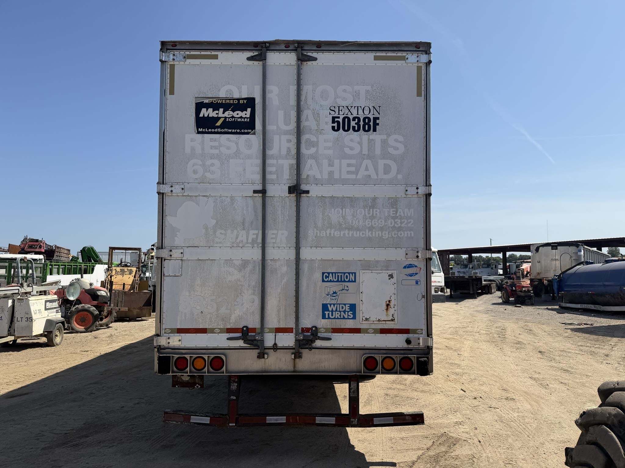 2010 Utility 53 FT REEFER Box Trucks/Trailer
