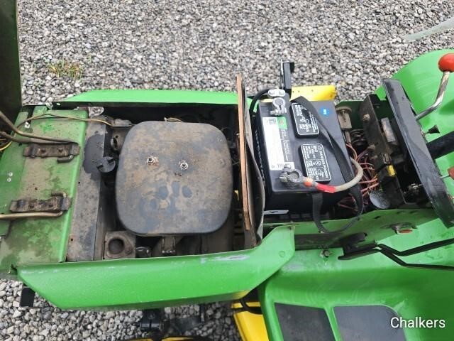 1988 John Deere 318 Lawn Mower