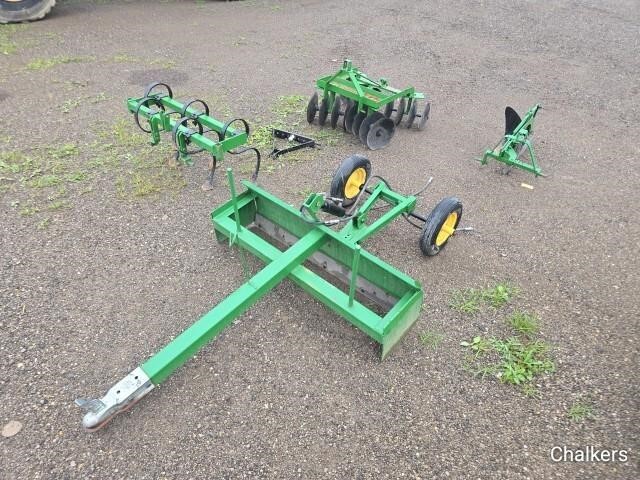 1988 John Deere 318 Lawn Mower