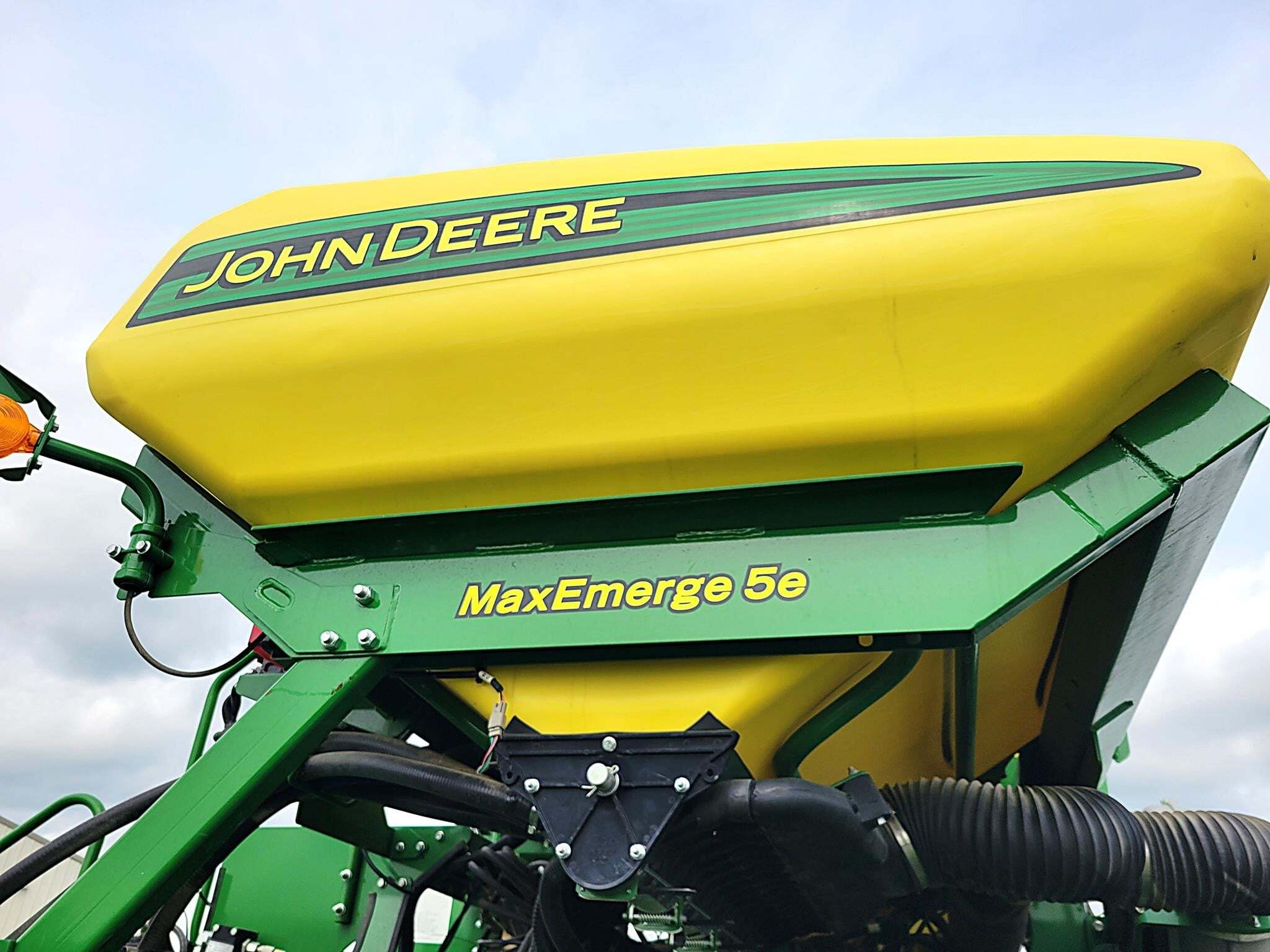 2018 John Deere 1795 Planter