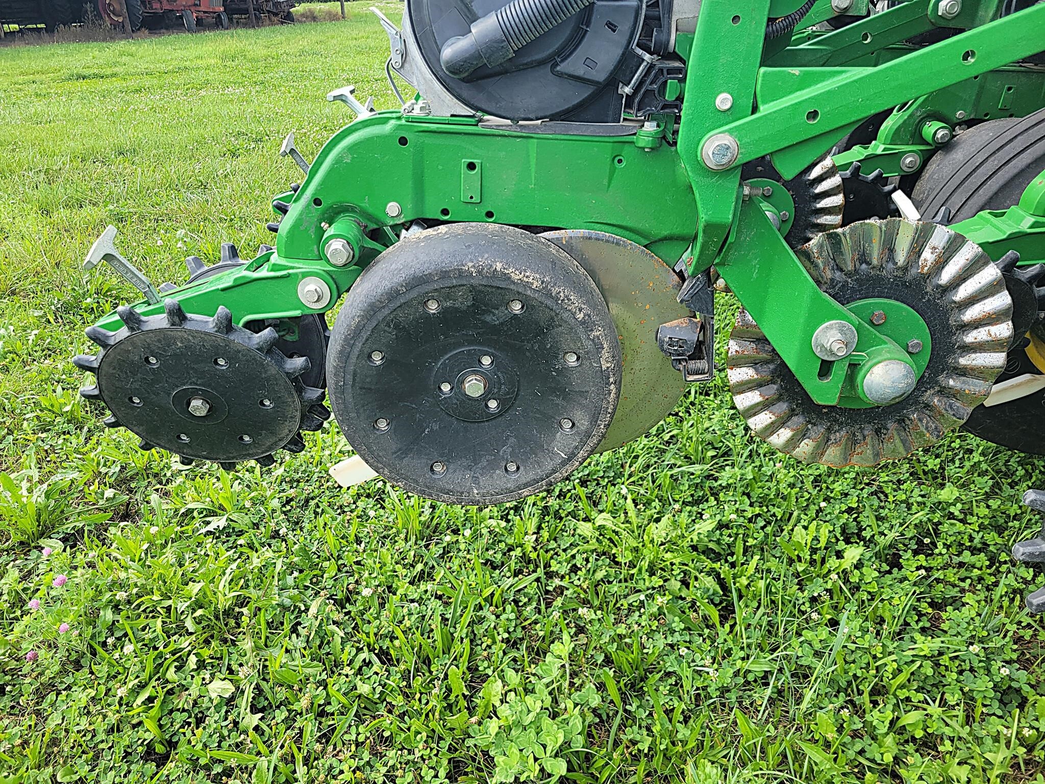 2018 John Deere 1795 Planter