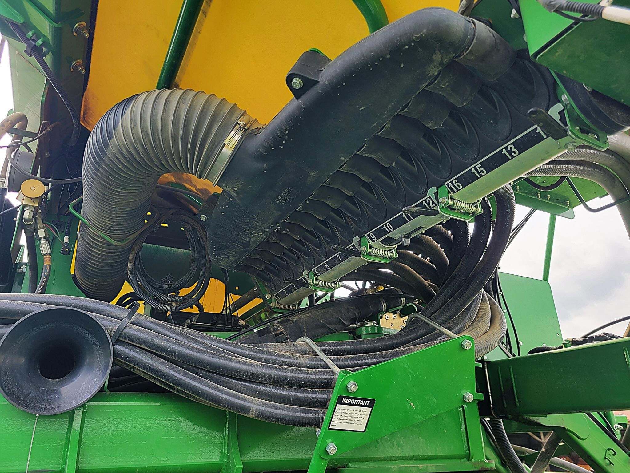 2018 John Deere 1795 Planter