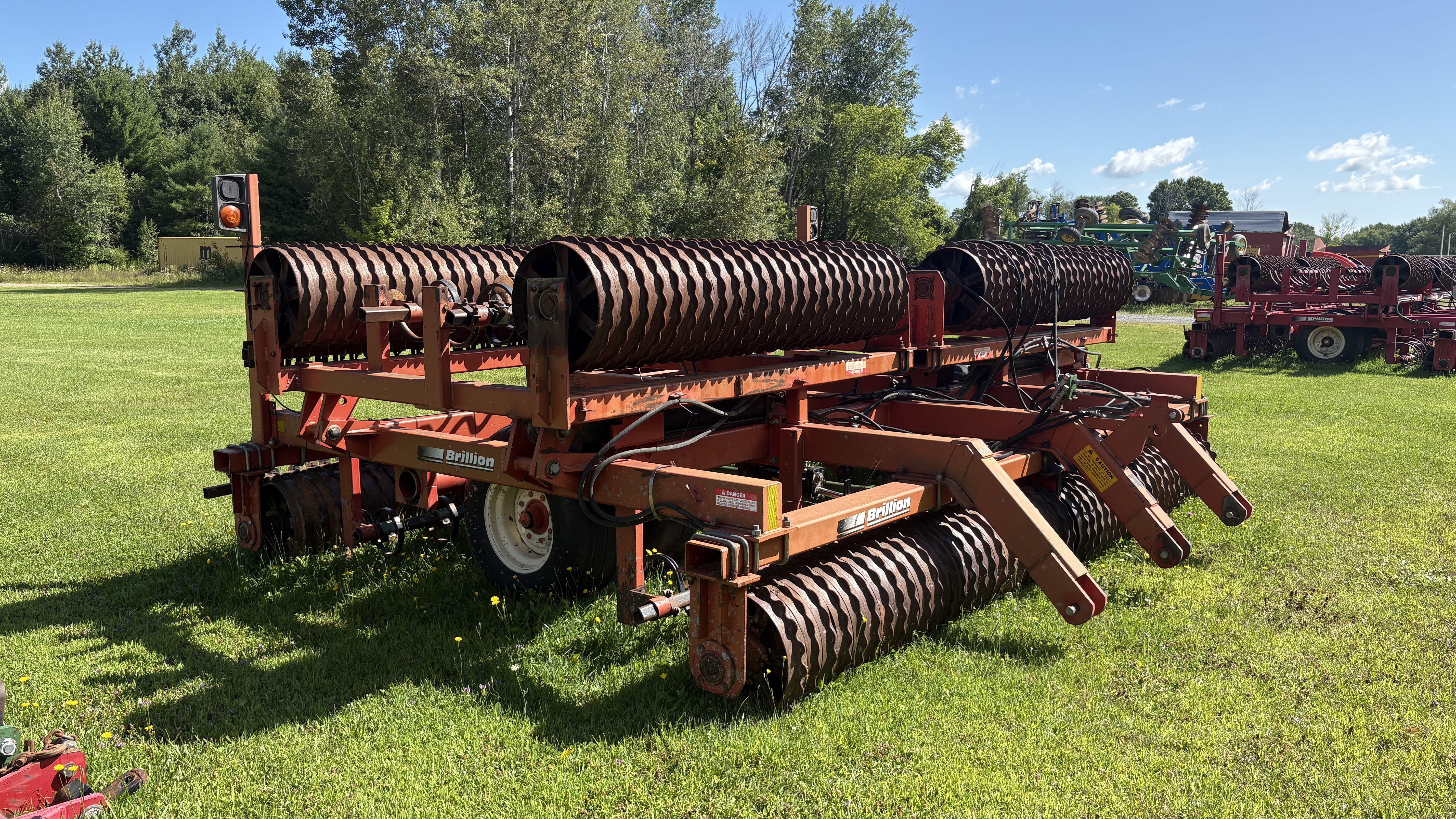  Brillion WL360 Mulchers / Cultipacker