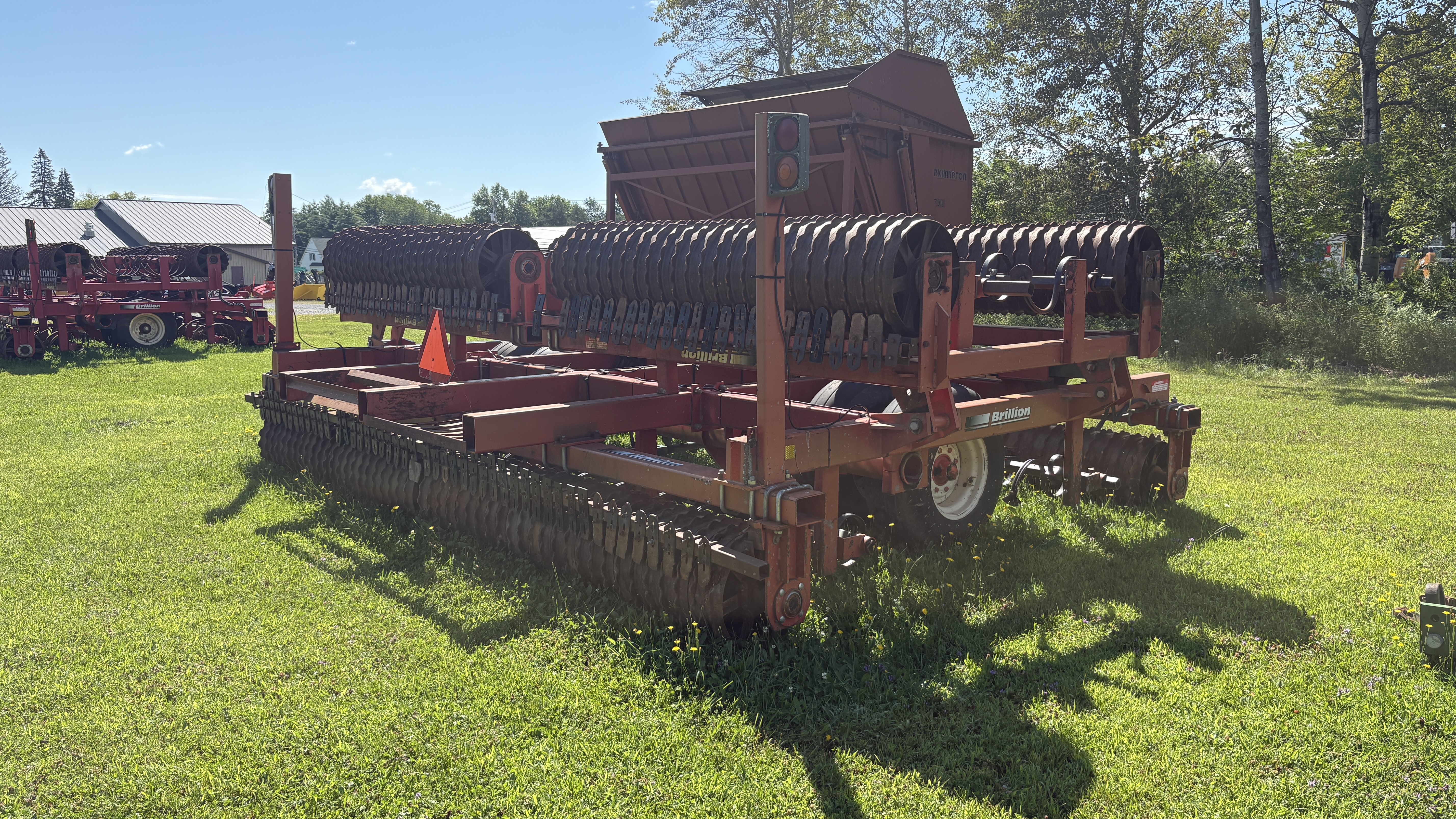  Brillion WL360 Mulchers / Cultipacker