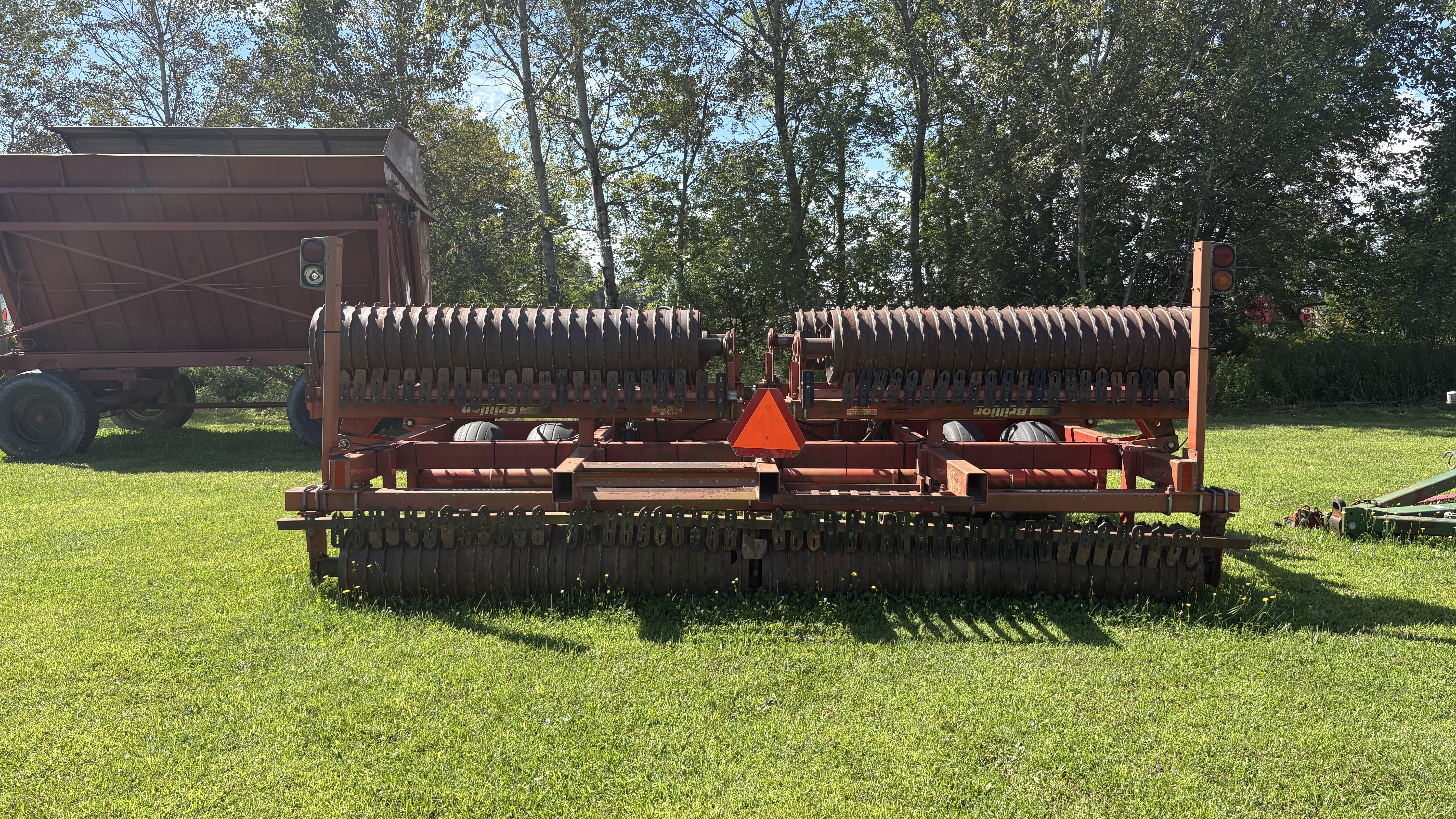  Brillion WL360 Mulchers / Cultipacker
