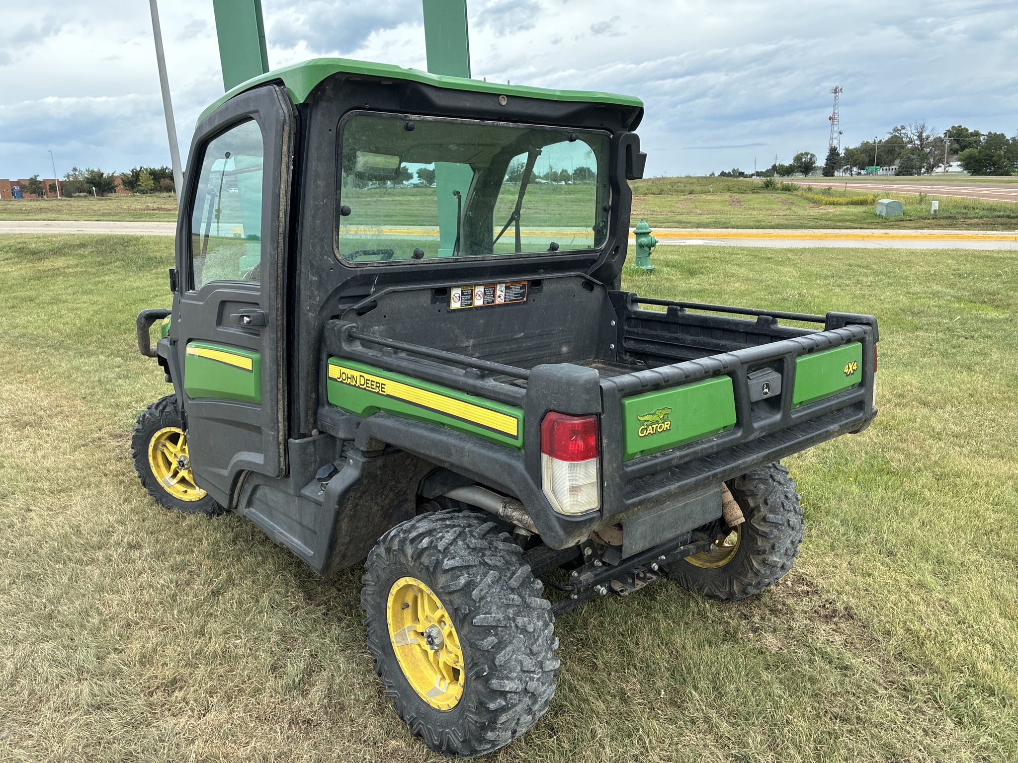 2019 John Deere XUV835R ATVs and Utility Vehicle