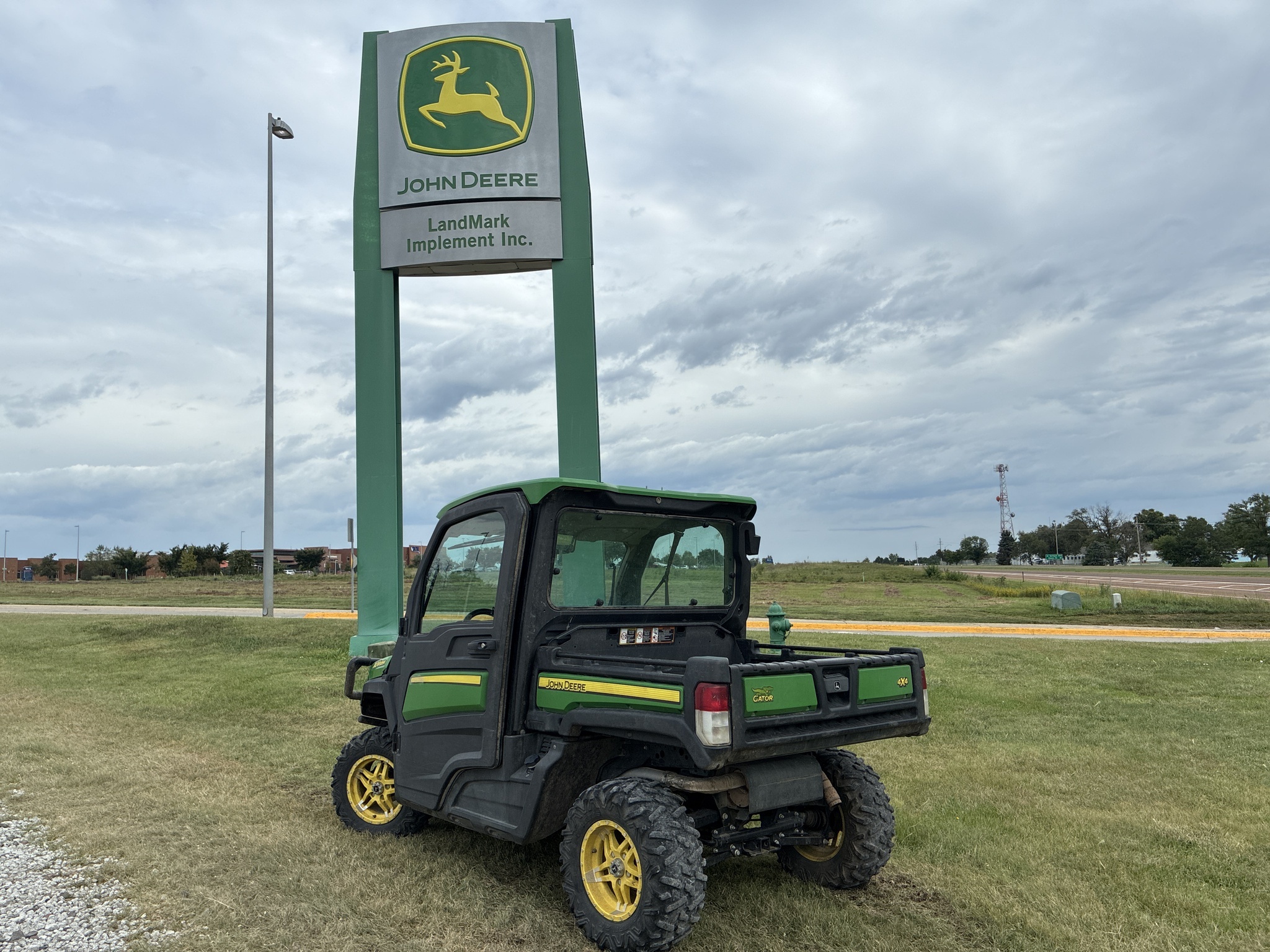 2019 John Deere XUV835R ATVs and Utility Vehicle