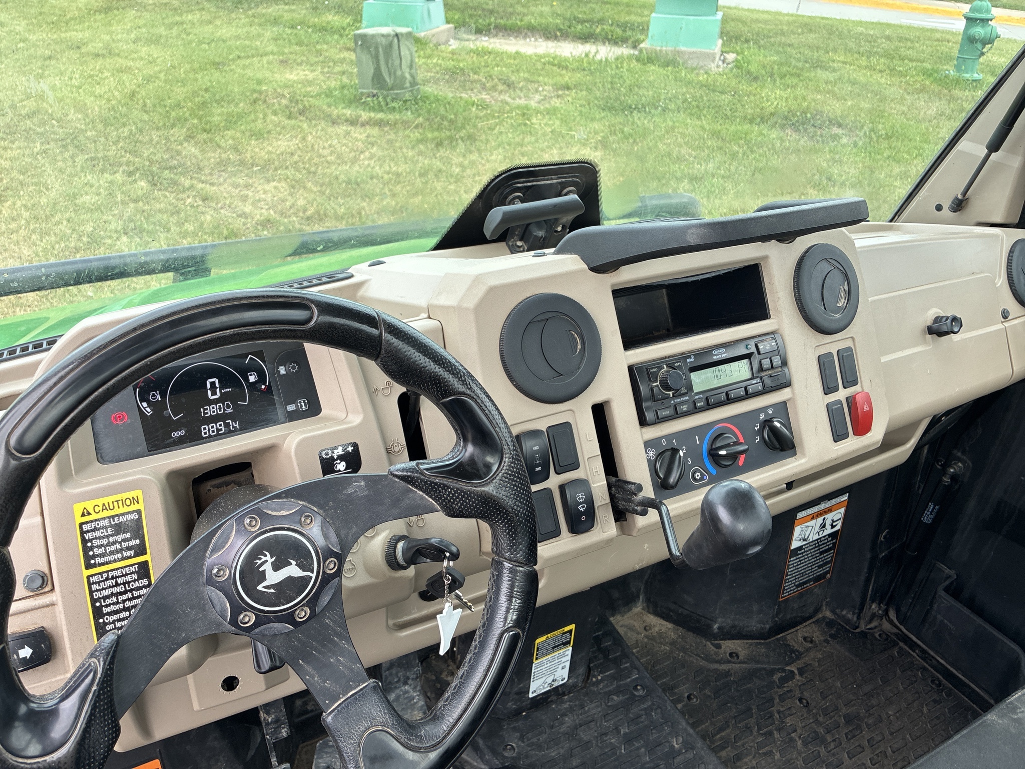 2019 John Deere XUV835R ATVs and Utility Vehicle
