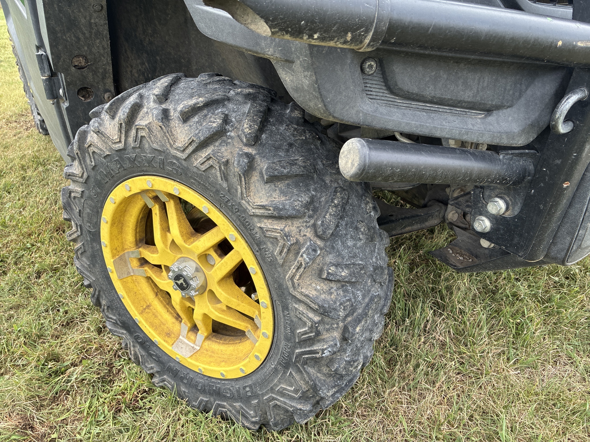 2019 John Deere XUV835R ATVs and Utility Vehicle