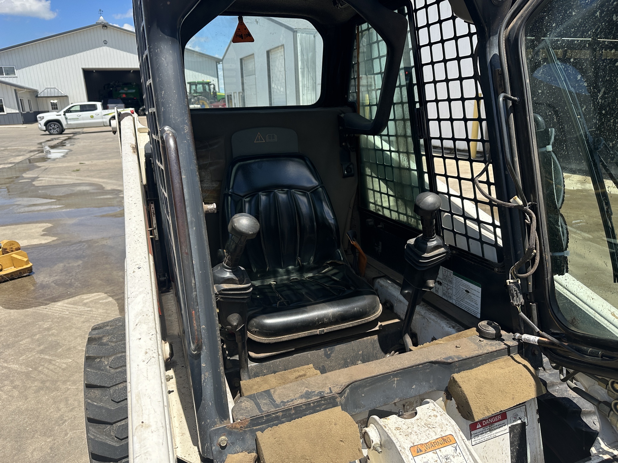 2000 Bobcat 753 Skid Steer