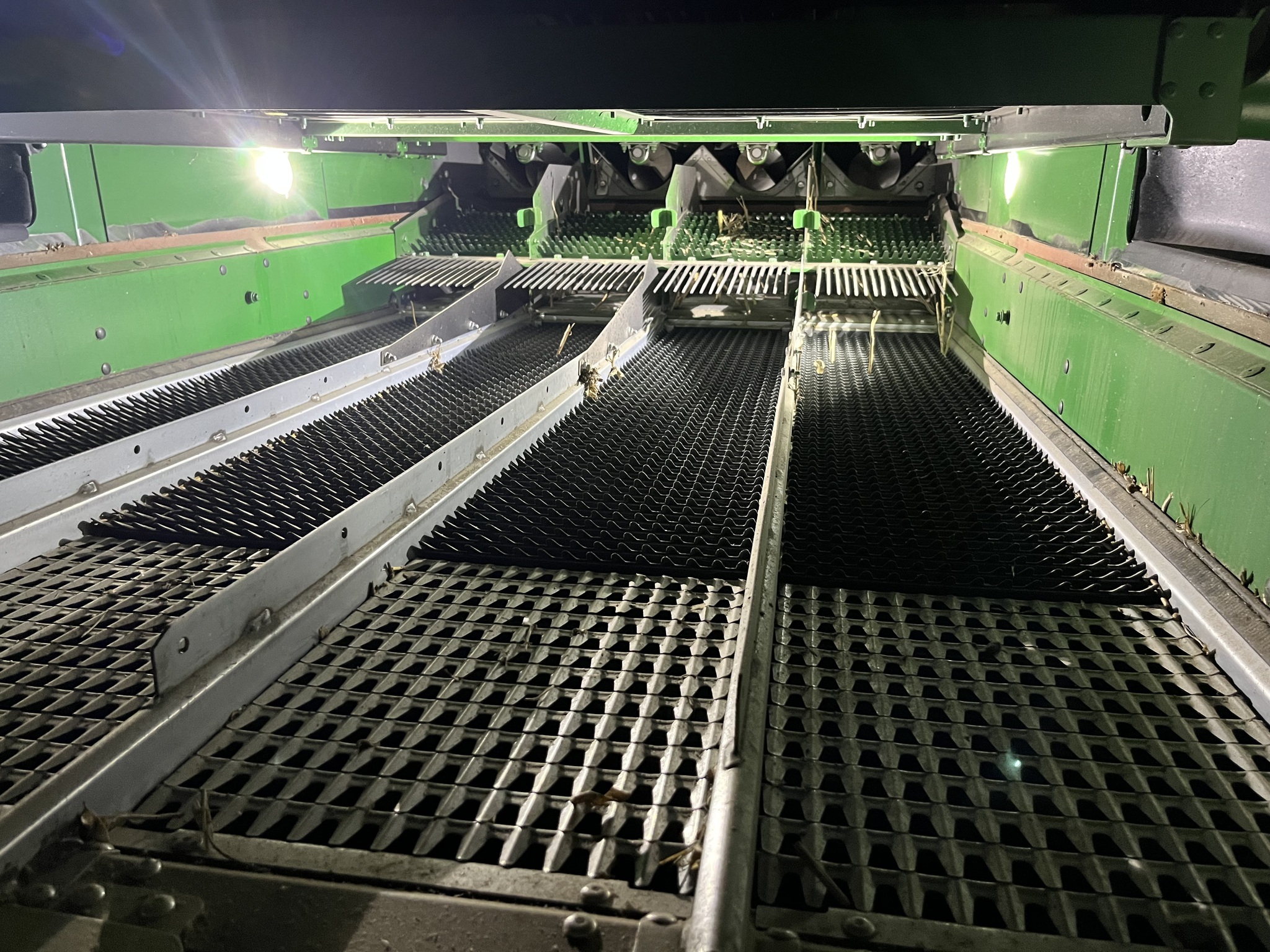 2025 John Deere S7 700 Combine