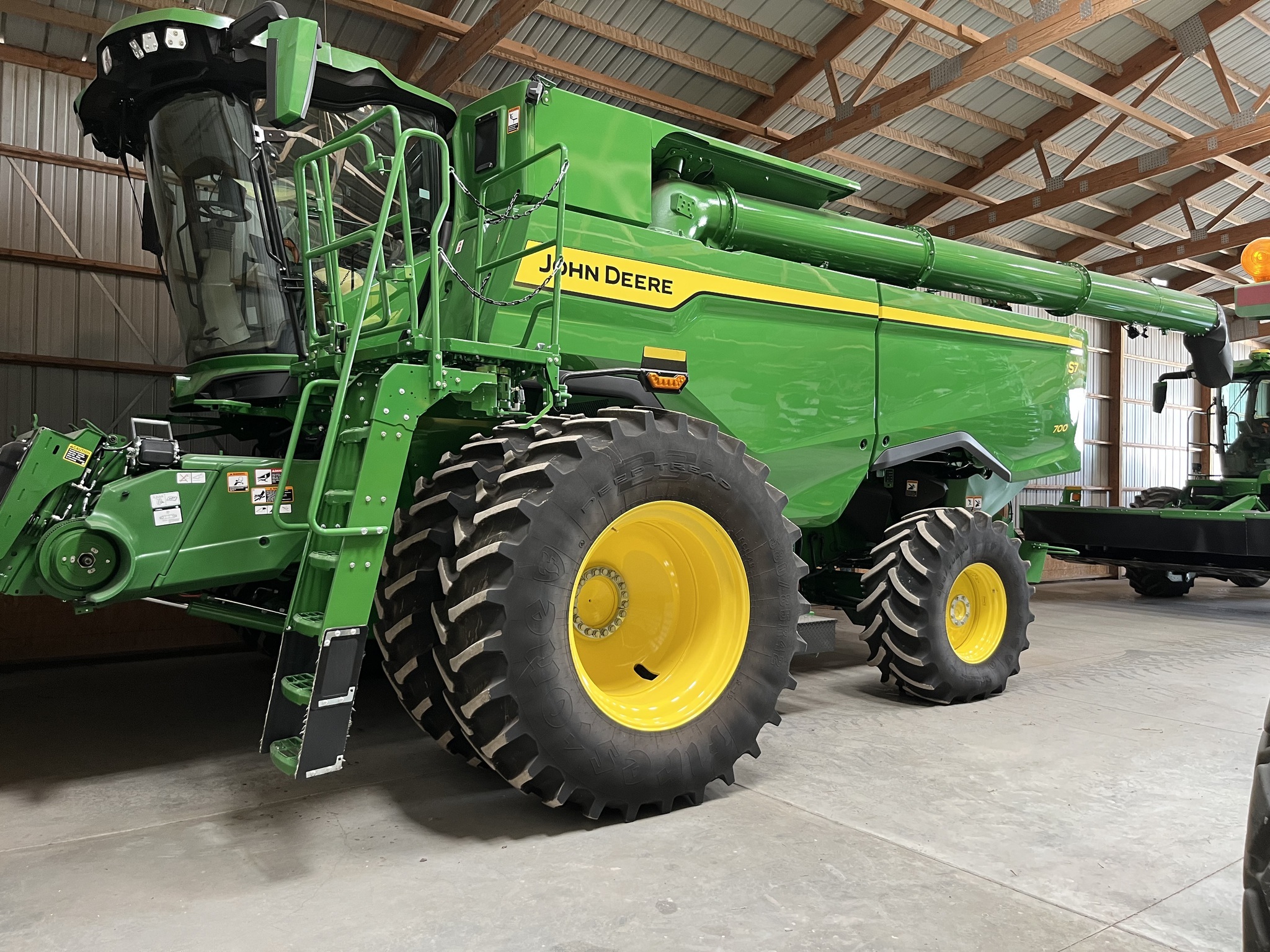 2025 John Deere S7 700 Combine