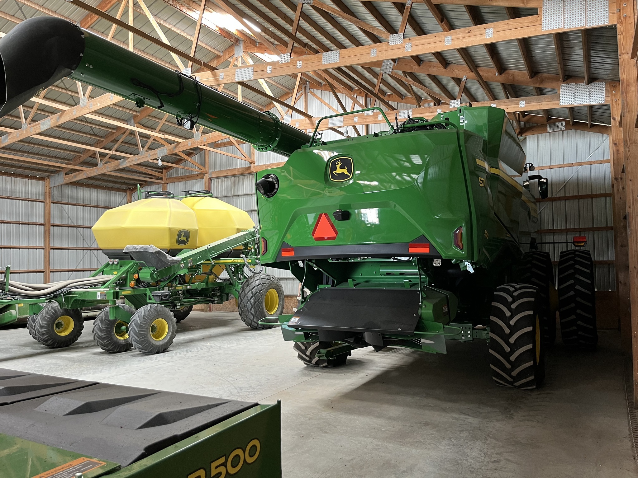 2025 John Deere S7 700 Combine