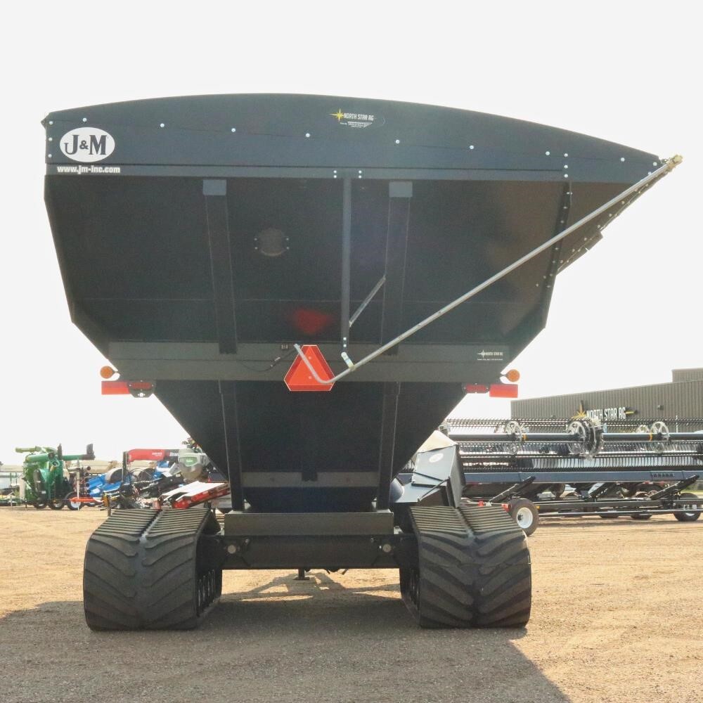 2026 J&M 1522-20T Grain Cart