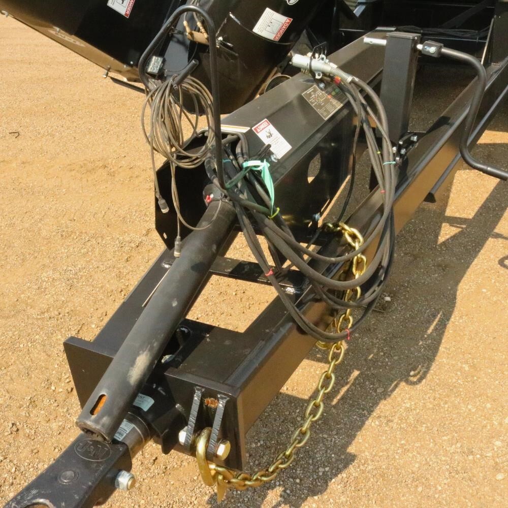 2026 J&M 1522-20T Grain Cart