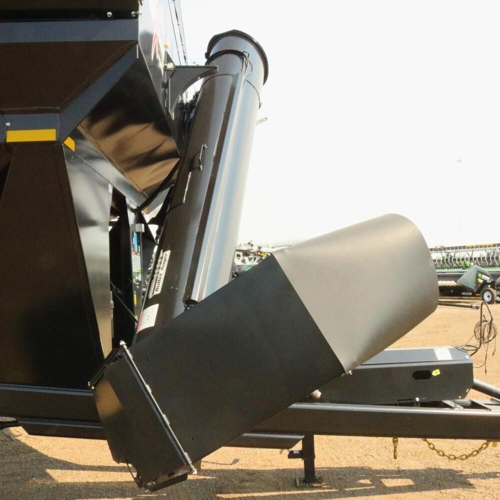 2026 J&M 1522-20T Grain Cart