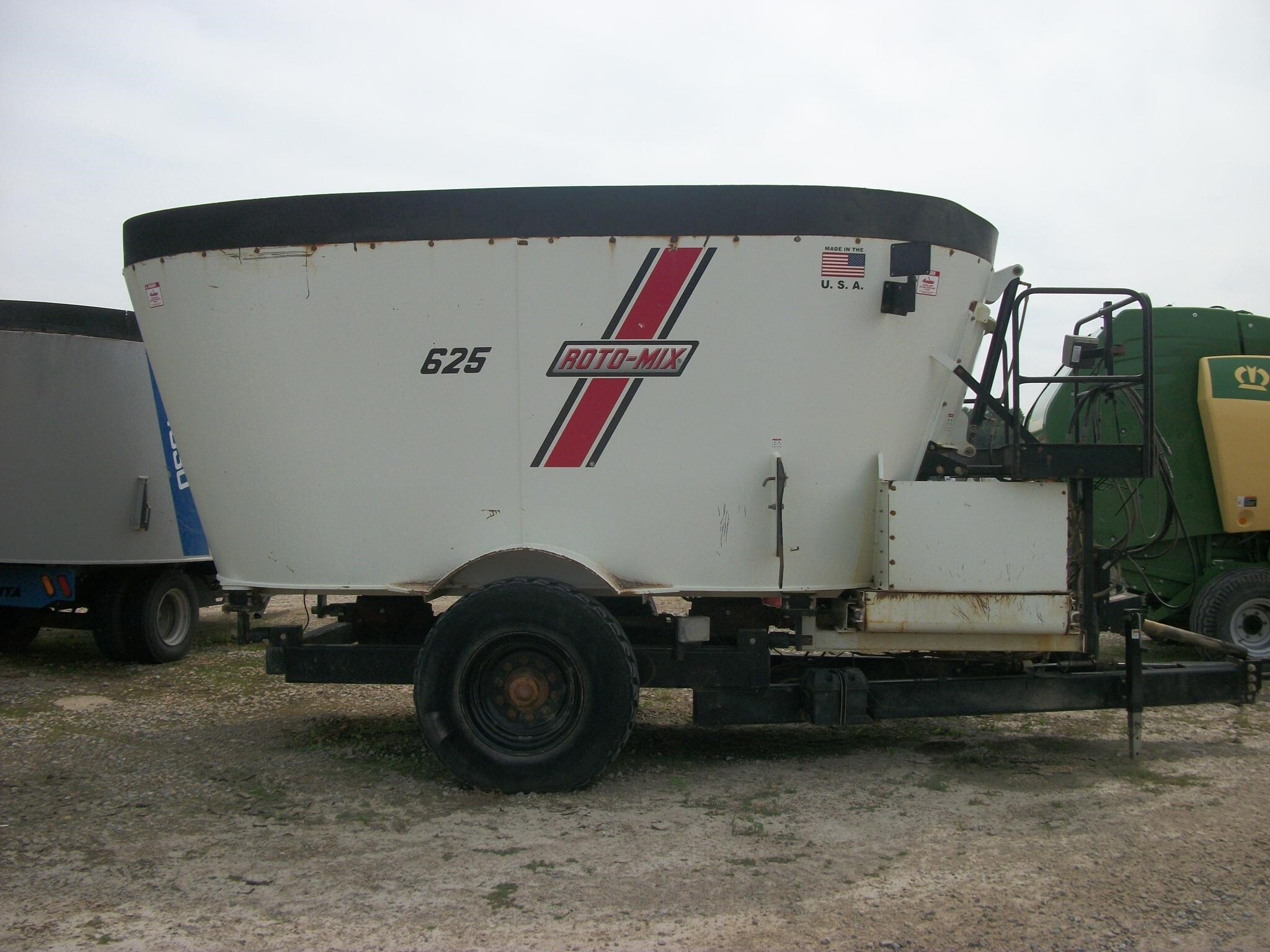  Roto Mix 625 Grinders and Mixer