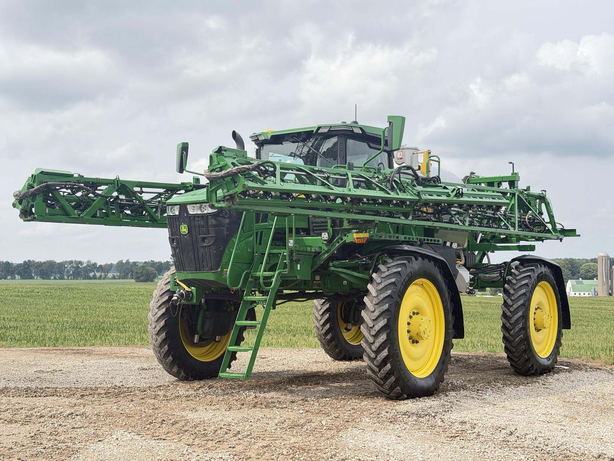 2023 John Deere 616R Self-Propelled Sprayer