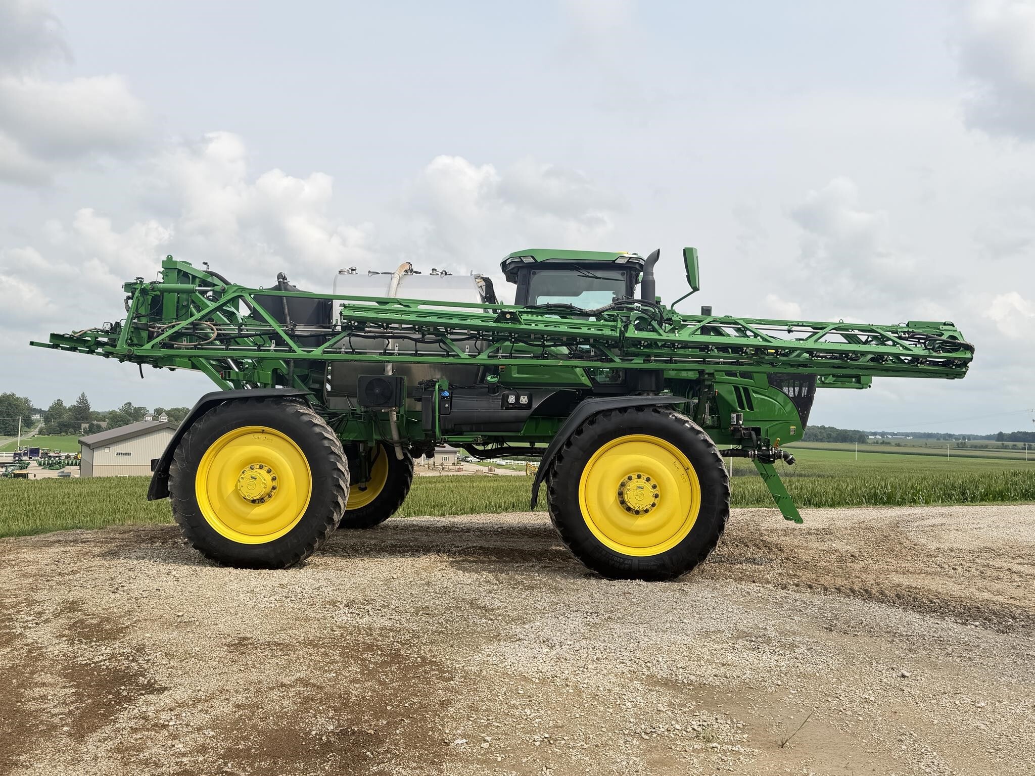 2023 John Deere 616R Self-Propelled Sprayer
