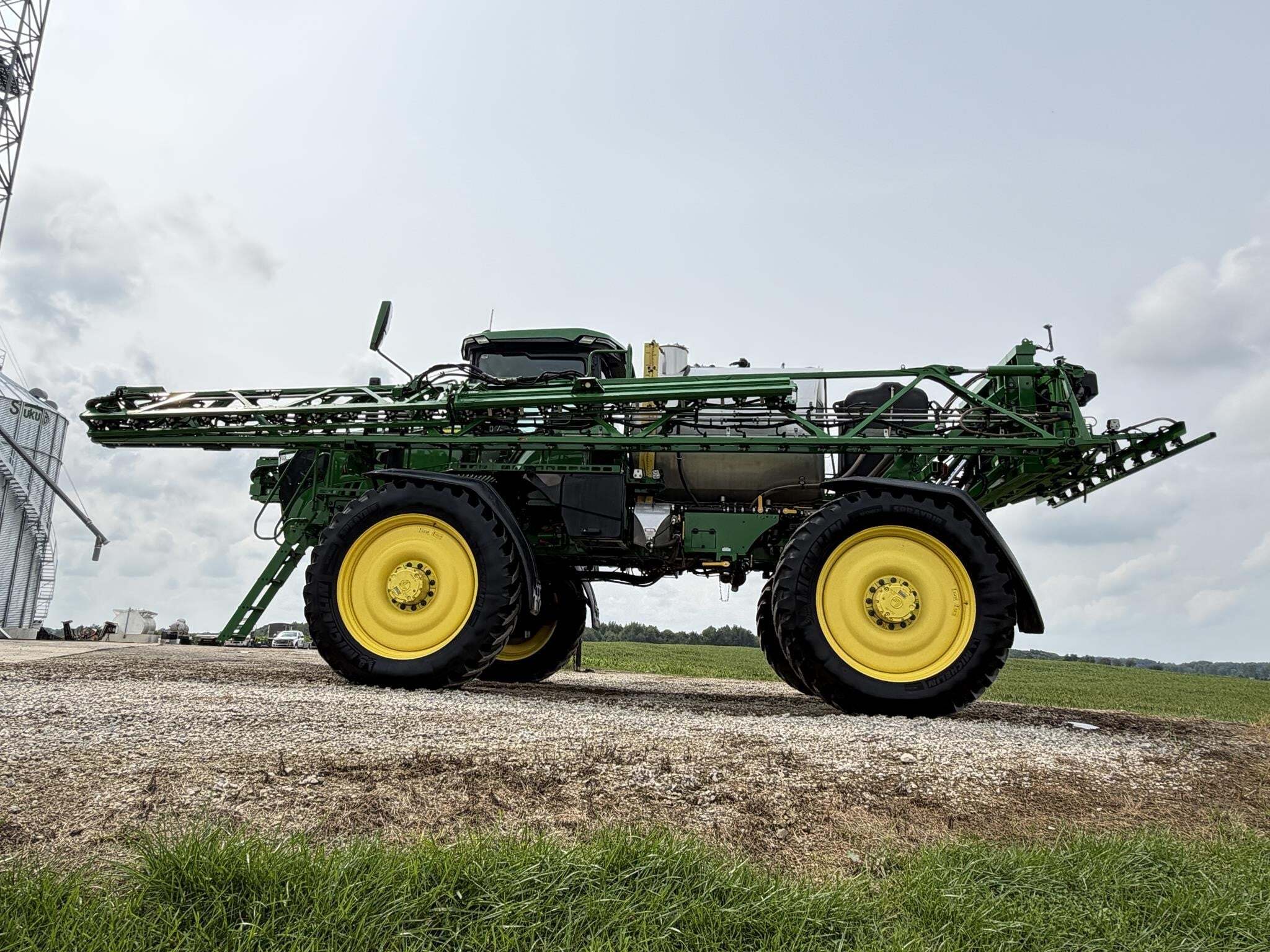 2023 John Deere 616R Self-Propelled Sprayer