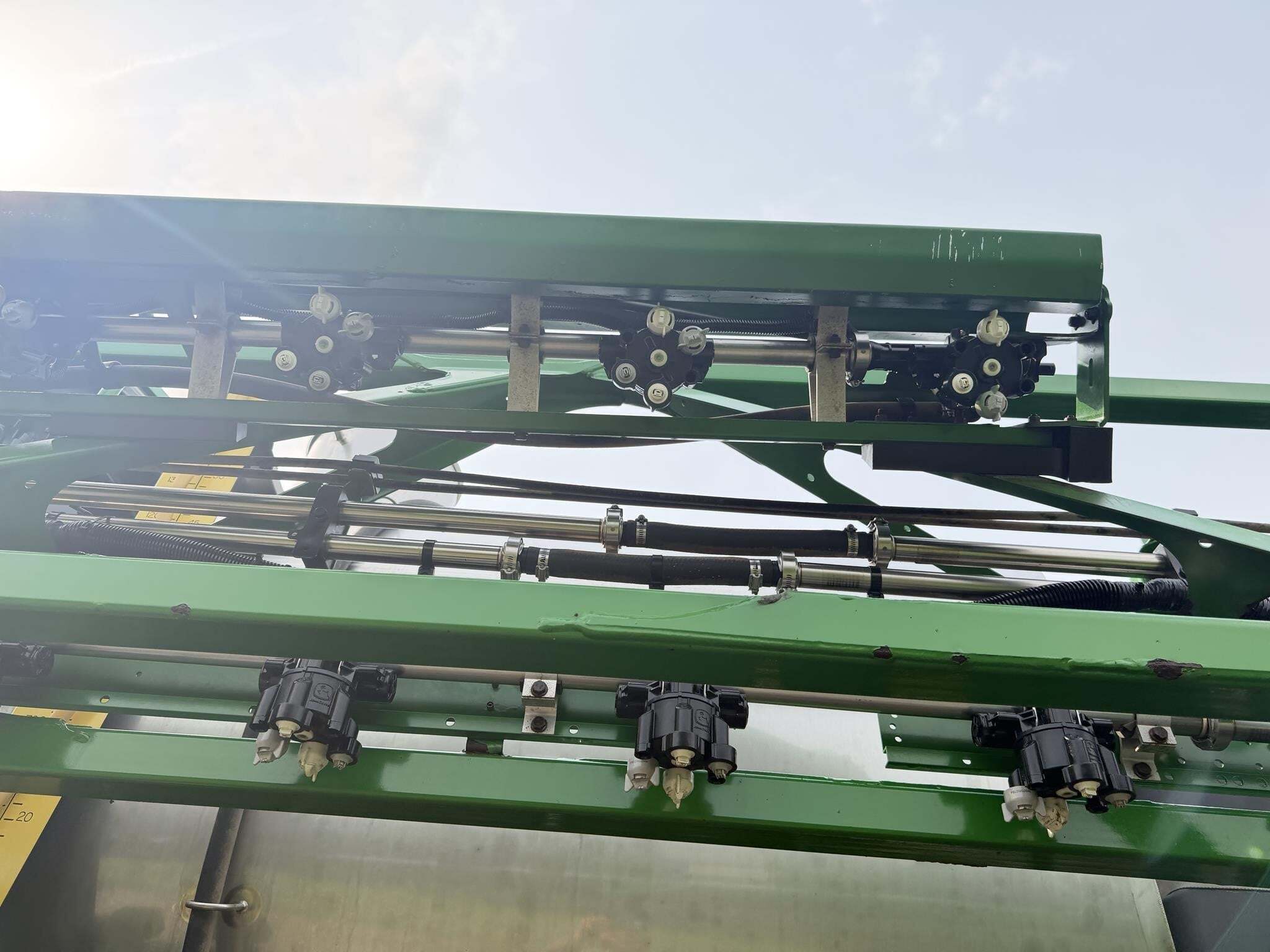 2023 John Deere 616R Self-Propelled Sprayer