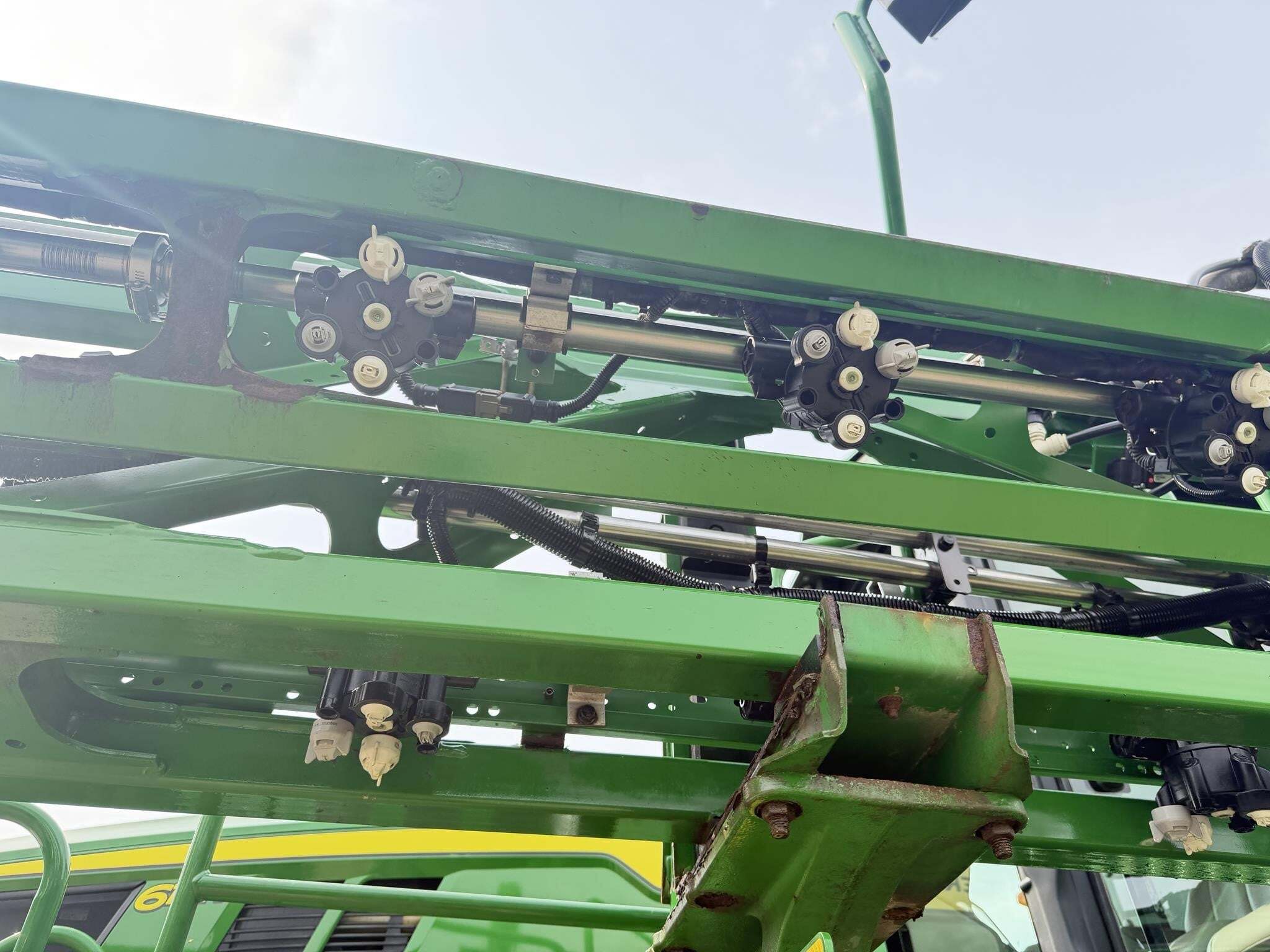 2023 John Deere 616R Self-Propelled Sprayer