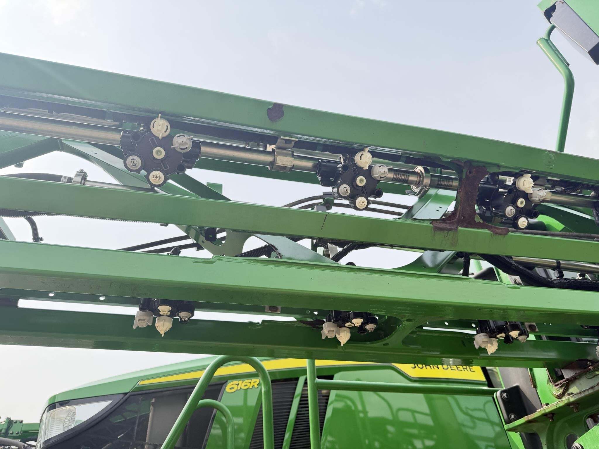 2023 John Deere 616R Self-Propelled Sprayer