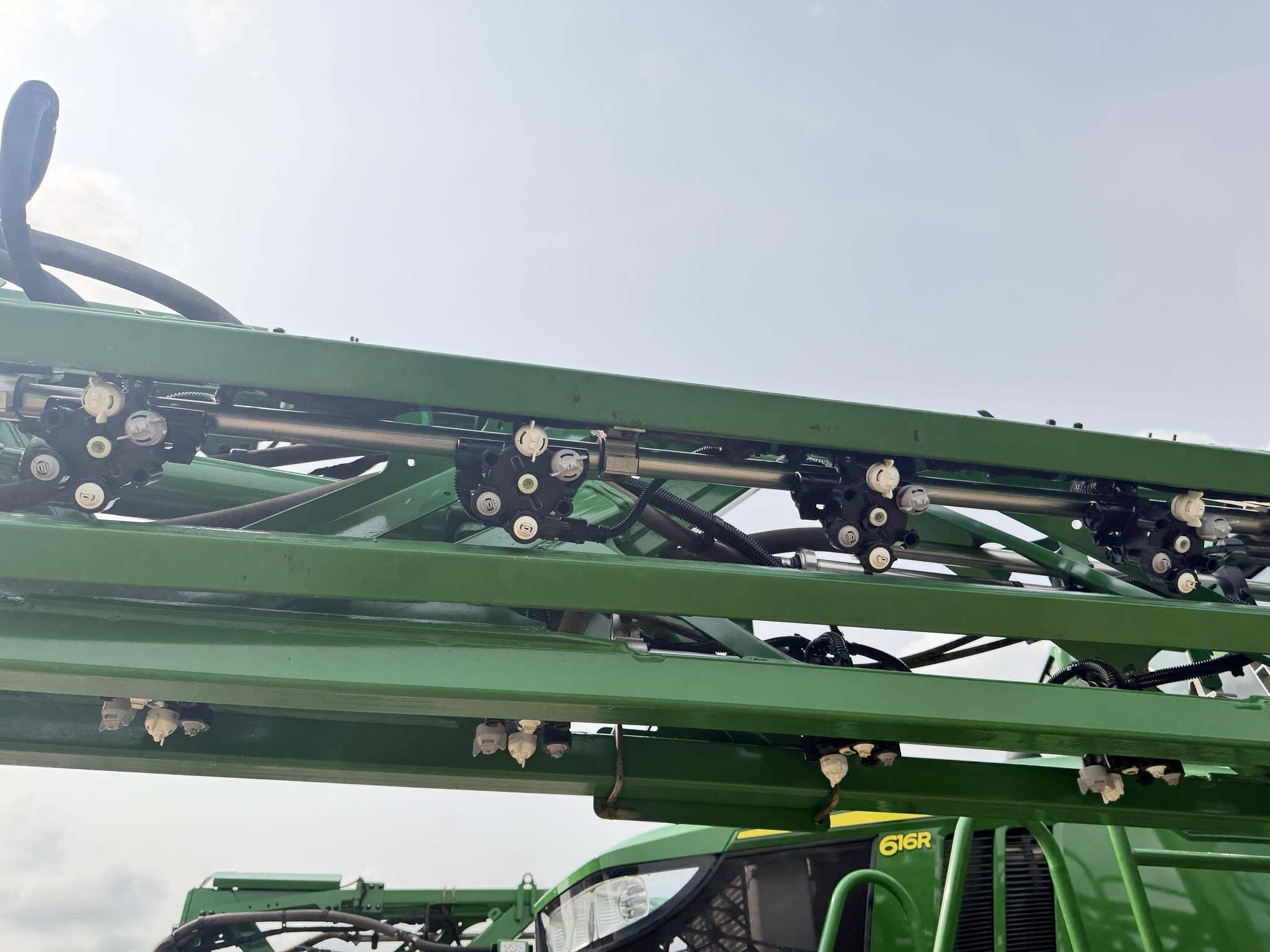 2023 John Deere 616R Self-Propelled Sprayer