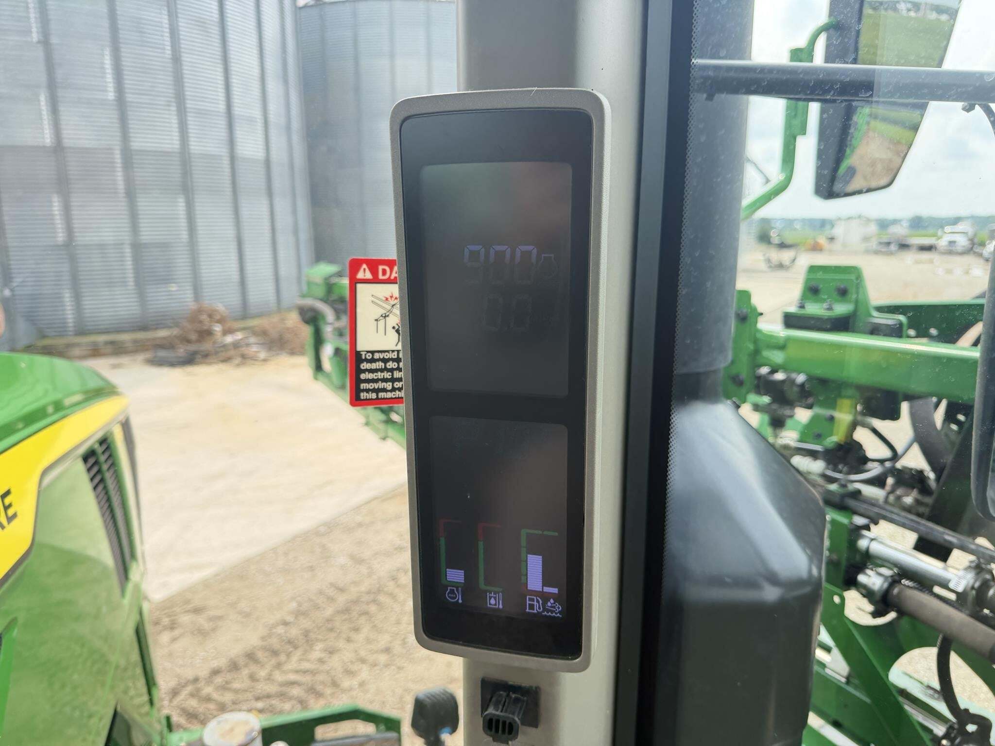 2023 John Deere 616R Self-Propelled Sprayer