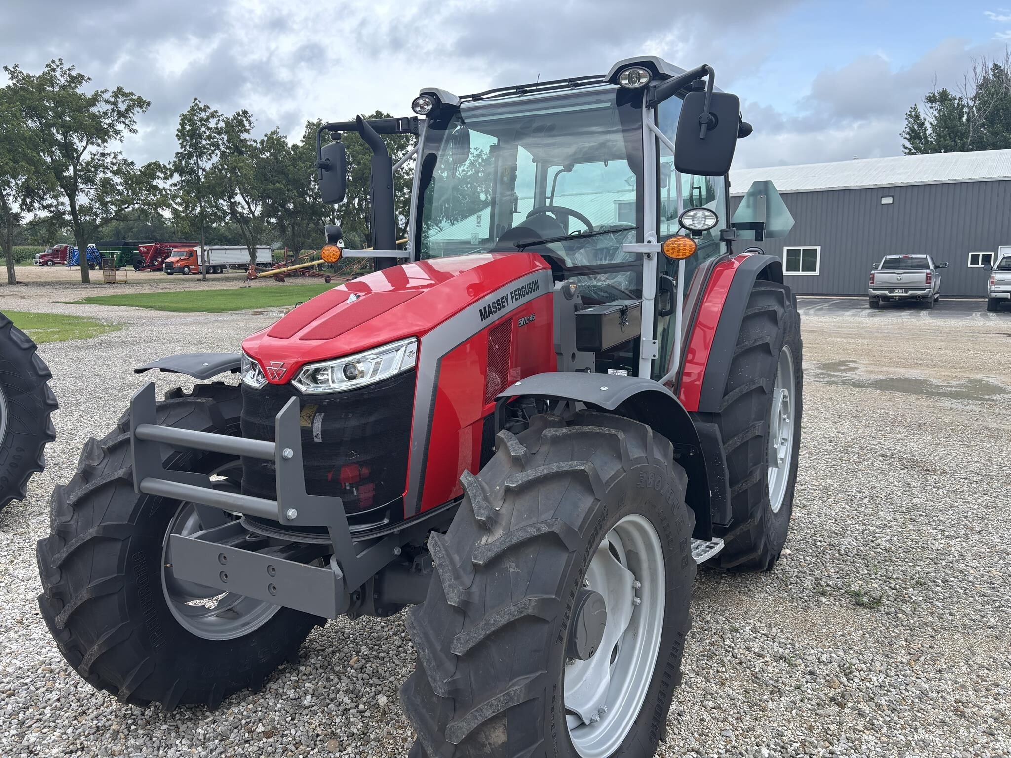 2026 Massey Ferguson 5M.145 Tractor