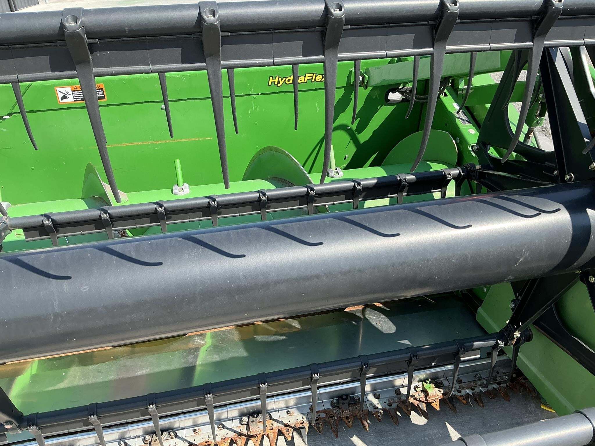 2011 John Deere 620F Platform