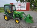 2017 John Deere 2025R Tractor