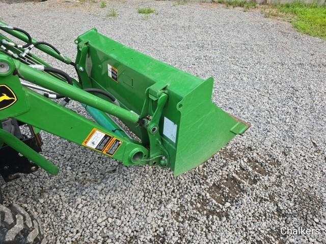 2017 John Deere 2025R Tractor