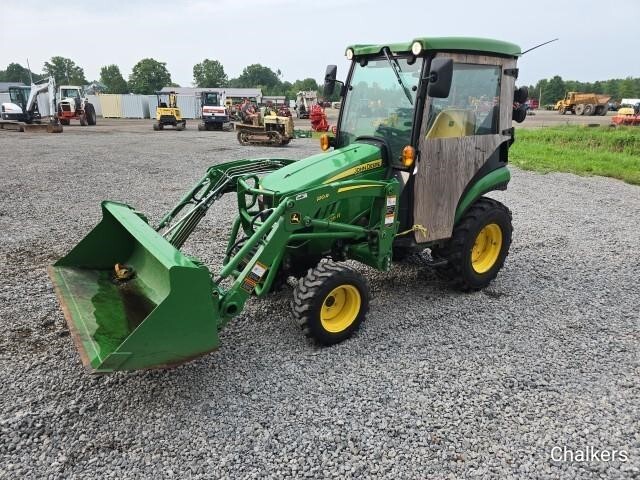 2017 John Deere 2025R Tractor