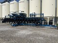 2011 Kinze 3660 Planter