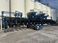 2011 Kinze 3660 Planter