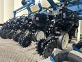 2011 Kinze 3660 Planter