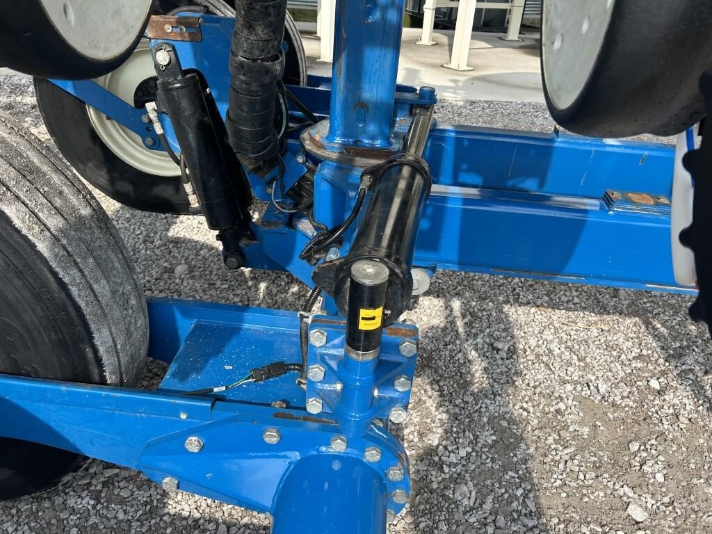 2011 Kinze 3660 Planter