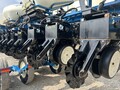 2011 Kinze 3660 Planter
