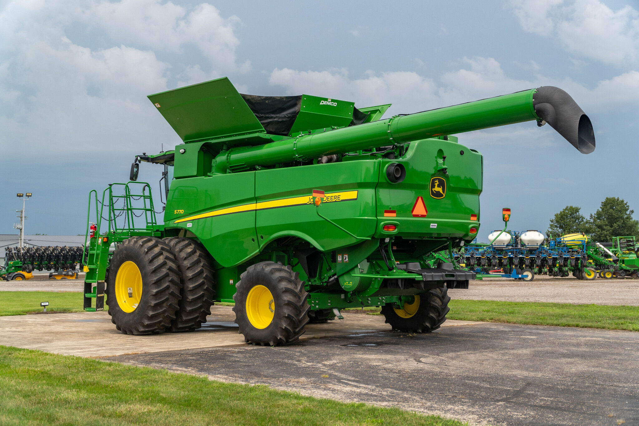 2023 John Deere S770 Combine