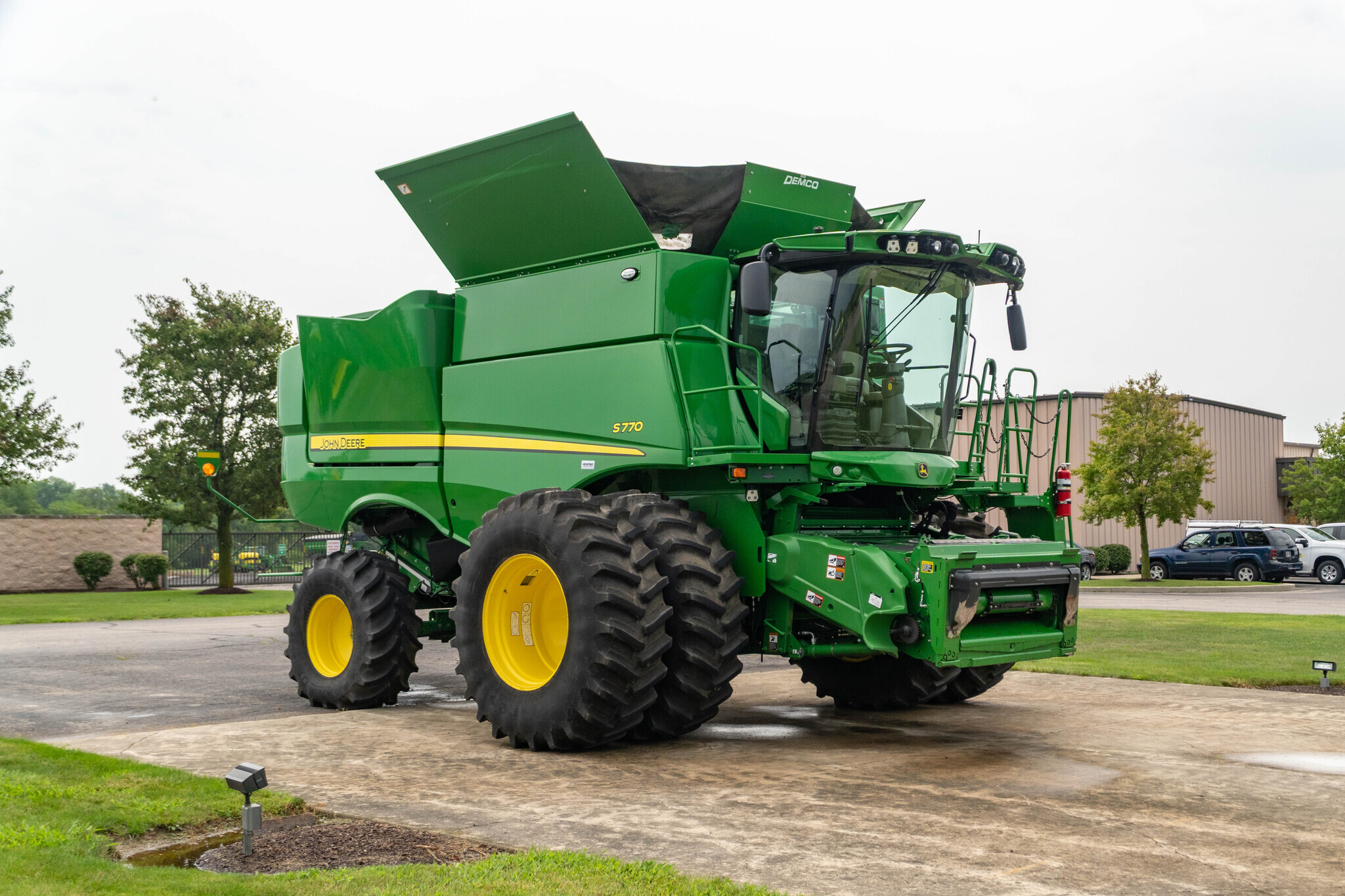 2023 John Deere S770 Combine