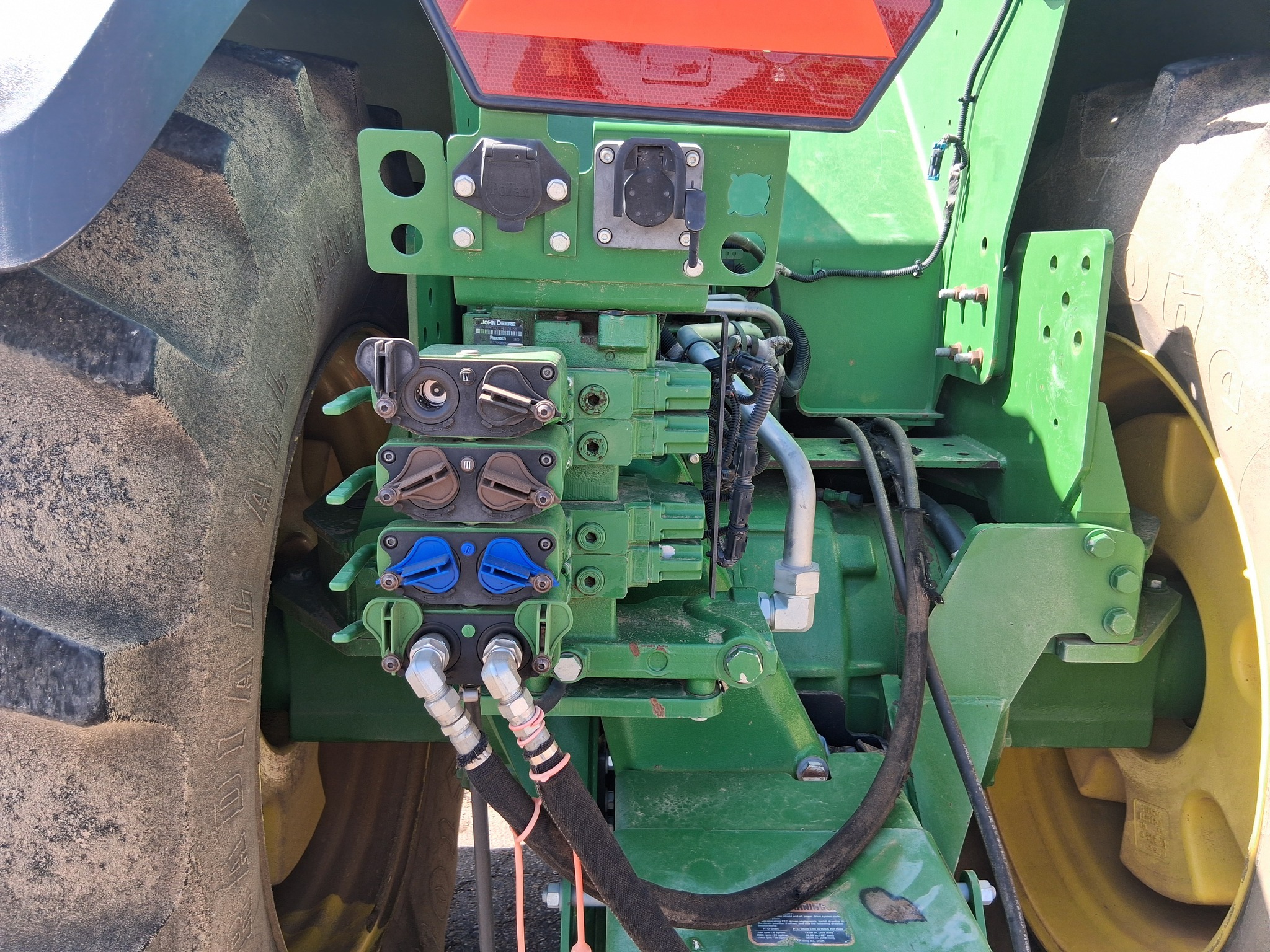2015 John Deere 9470R Tractor