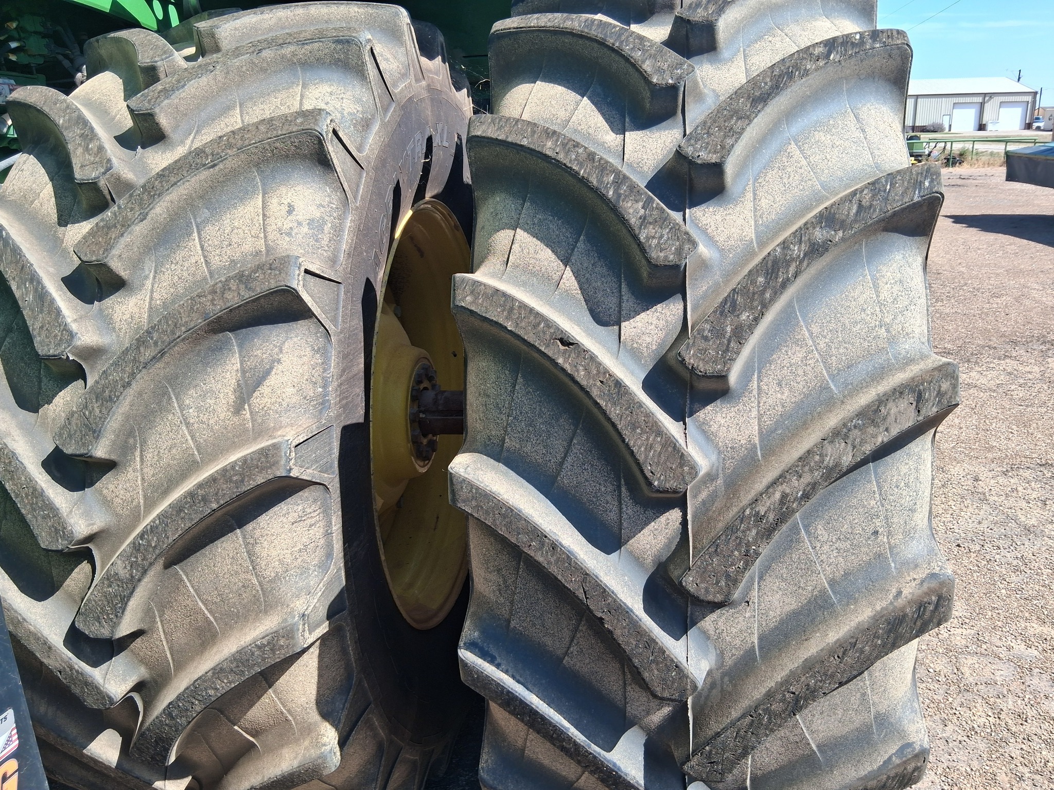 2015 John Deere 9470R Tractor