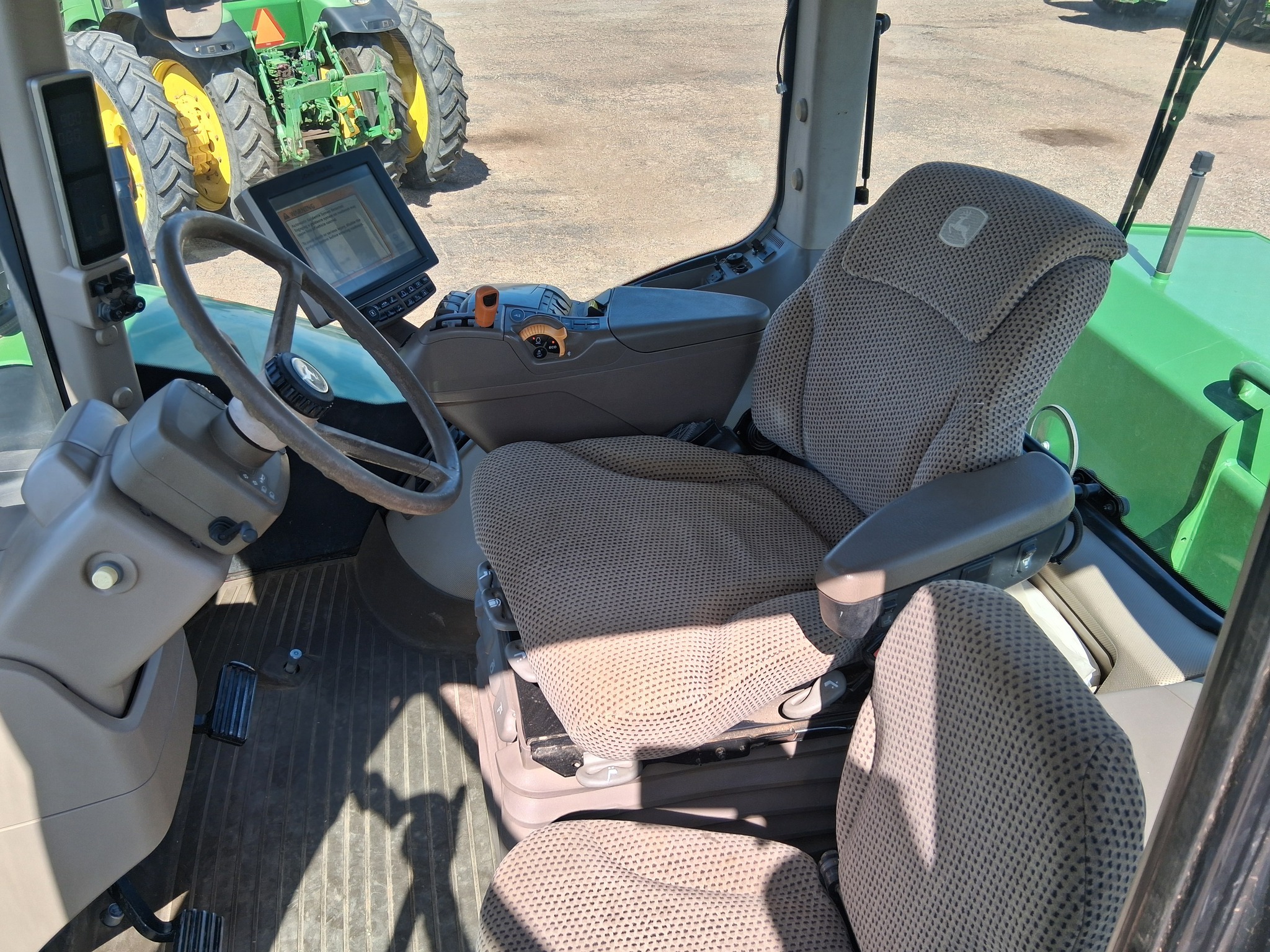 2015 John Deere 9470R Tractor