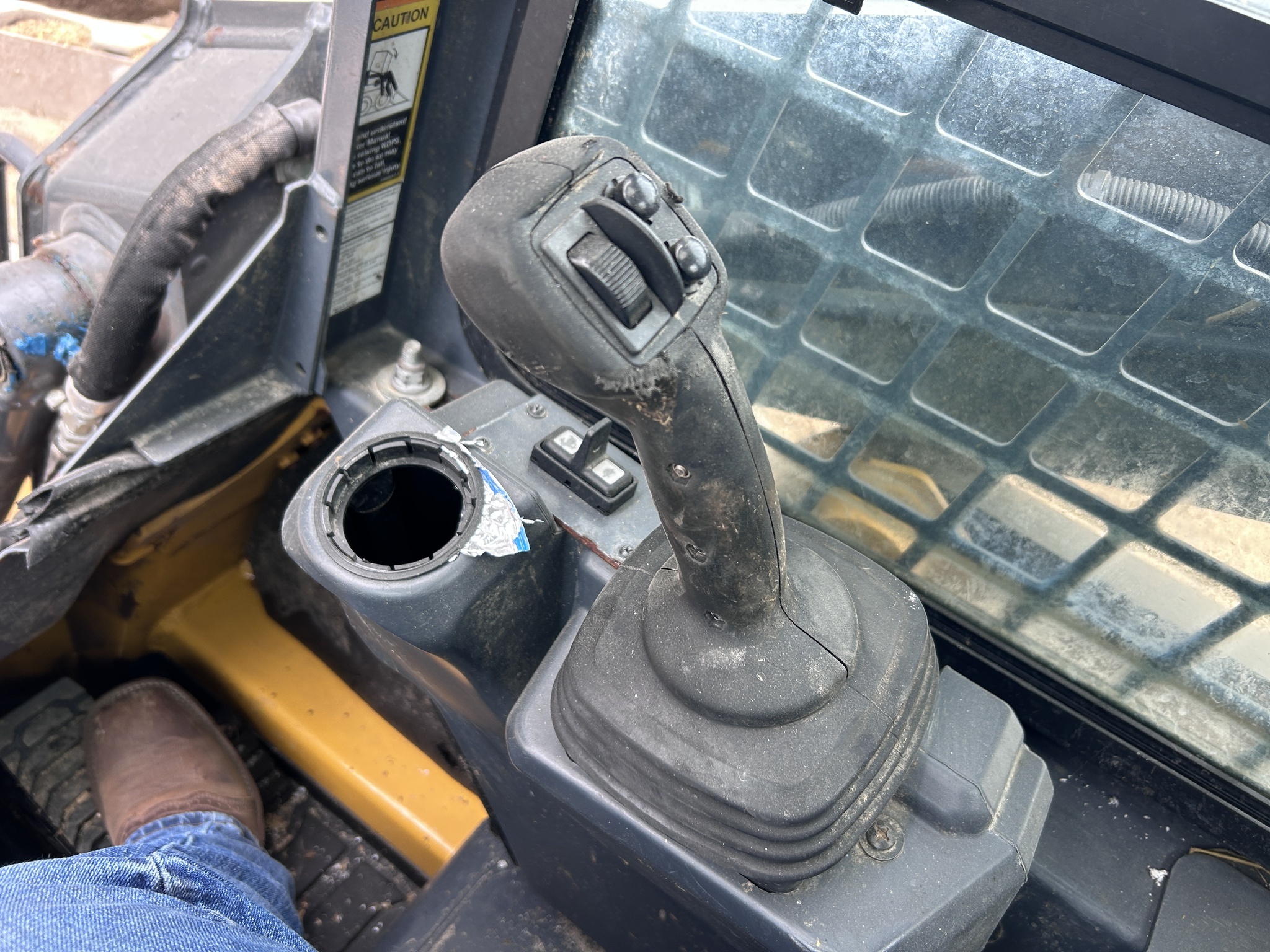 2024 Deere 318G Skid Steer